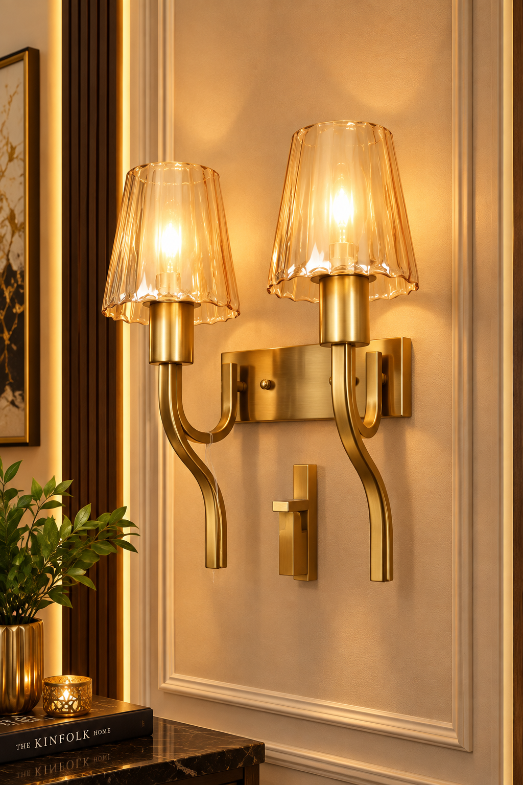 Royal Glow Crystal Luxe Gold Wall Light